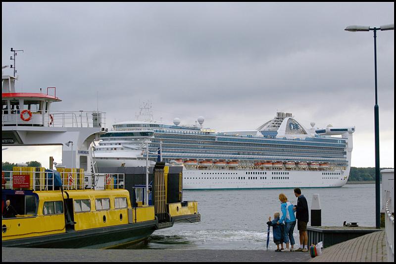 H Golden Princess 016.jpg